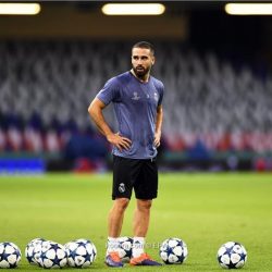 كارفاخال يرد على أنباء مغادرة ريال مدريد