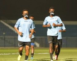 الهلال يؤدي مرانا ساخنا .. وفارياس يمنح اللاعبين راحة سلبية