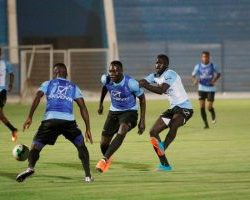 الهلال والموانيء يختتمان استعداداتهما عصر ومساء اليوم