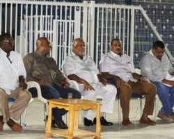 اهتمام كبير من ادارة الهلال بمباراة الوادي .. وفوزي المرضي يساند اللاعبين