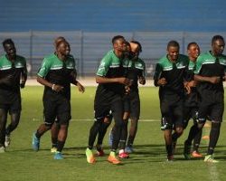 لاعبو الهلال يتعاهدوا على استعادة الصدارة