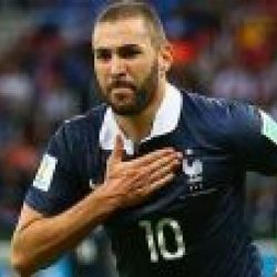 بنزيما يهاجم رئيس الاتحاد الفرنسي