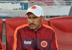 مدرب نهضة بركان يتلقى عرضاً لتدريب الهلال