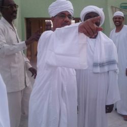 وزير الرياضة يتفقد سير العمل في تأهيل أستاد حلفا الجديدة
