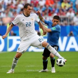 أوروجواي تتصدر المجموعة الأولى بإسقاط روسيا