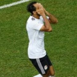 مشادة بين كهربا وأحمد حجازى بعد الهدف الثانى للسعودية