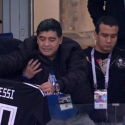 مارادونا يطلب التحدث مع لاعبي الأرجنتين قبل مواجهة نيجيريا