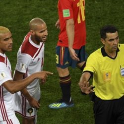 مدافع المنتخب المغربي: “الفار” ليس للصغار .. والحظ حال دون عبورنا إلى الدور الثاني في المونديال