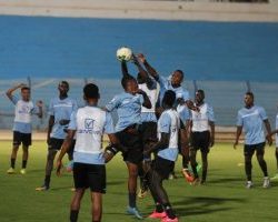 السنغالي لامين نداي يقرر اغلاق تجربة الهلال والدفاع أمام الجمهور والاعلام