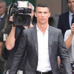 رونالدو يريد “تطليق مدريد”.. وعراقيل تمنعه