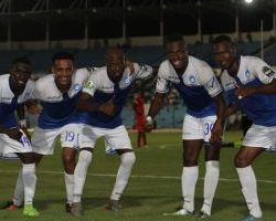 الهلال يتألق ويكتسح هلال الابيض بثلاثية نظيفة .. وطرد سفاري