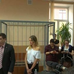 محكمة روسية تعاقب مقتحمي ملعب نهائي المونديال