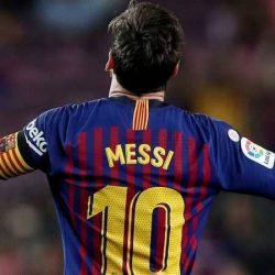 قميص ميسي” يحرم رئيس الاتحاد الفلسطيني من المباريات