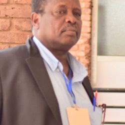 البروف جلال يراقب انتخابات بورتسودان
