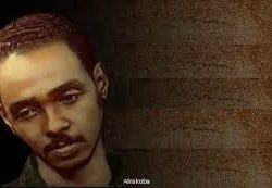 مدير قنوات أبوظبي الرياضية “يعقوب السعدي” يقدم ذكرى (الحوت) من داخل الإستاد