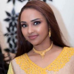 الفنانة ميْ عمر تودع الشائعات وتدخل القفص الذهبي