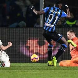 زاباتا يجرد السيدة العجوز من لقب كأس إيطاليا