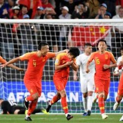 كأس آسيا.. وو لي “المذهل” يصعد بالصين إلى دور الـ16