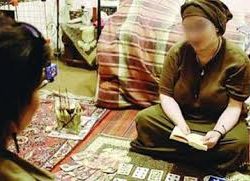 عصابة تخدع سيدة أعمال في الخرطوم وتستولى على مليارات الجنيهات بالشعوذة