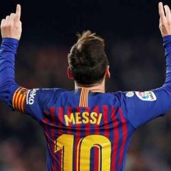“ساحر المستديرة” يبقي البرشا متصدرا الدوري الإسباني
