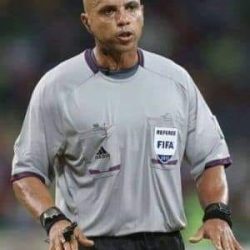 السيشلي برنارد يدير مباراة الهلال وزيسكو