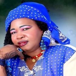 قبل معركة ناكانا .. الفنانة السودانية المقيمة بمصر (ستونة مجروس) تدخل نادي الكاردينال.!