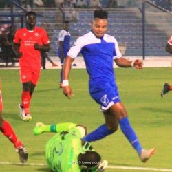 أمبومبو يرفض العودة للهلال ويتدرب مع نكانا