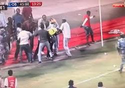 حضور بكري المدينة بـ(شريط المباراة) يثير دهشة لجنة الانضباط
