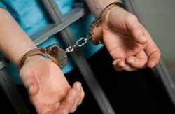 القبض على مدير بنك شهير لمضاربته في أموال بقيمة (30) مليون يورو