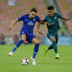 الهلال يطيح بالأهلي ويضرب موعدا مع النجم الساحلي في نهائي كأس زايد
