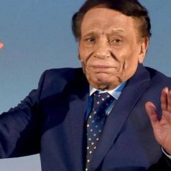 الحالة الصحية لعادل إمام.. مقربون يحسمون الجدل