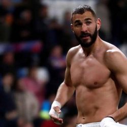 هدف بنزيمة المتأخر يقود ريال مدريد لفوز غير مقنع أمام ويسكا