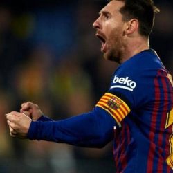 الليغا.. ميسي وسواريز ينقذان برشلونة في تعادل مثير