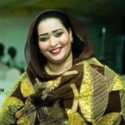 مذيعة تتعرض لموقف محرج بسبب وداد بابكر