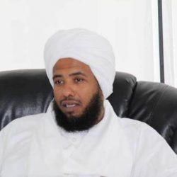 الشرطة تطوق مسجد “عبد الحي يوسف”