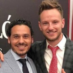 بعد انتشار “الصور المستفزة”.. نجم برشلونة “يعتذر ويبرر”