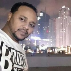 مقتل شاب في شارع النيل ومحتجون يحاصرون قسم شرطة بري في الخرطوم