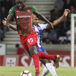كاف يرفض استبدال لاعب الكاميرون
