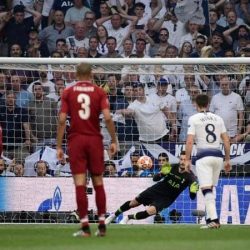 مدرب توتنهام: ما جرى أمام ليفربول لا يصدق.. كان أمرا صعبا