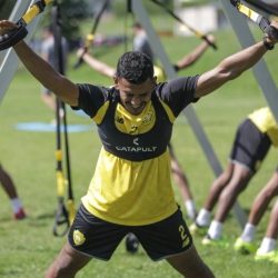 البلوشي: مواجهة الهلال صعبة ونتمنى الحسم في «زعبيل»
