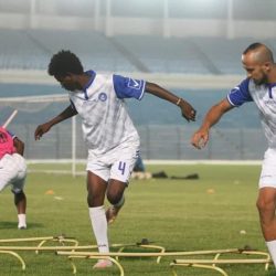 الهلال يتدرب وسط غياب الدوليين