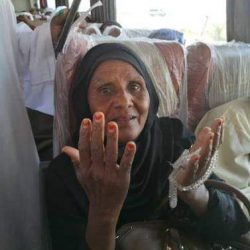حاجة سودانية “تبصر” في طريق المدينة المنورة بعد عمى دام خمس سنوات