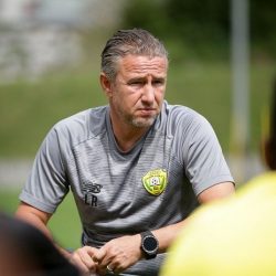 ريجيكامب يجتهد في “دراسة” الهلال السوداني