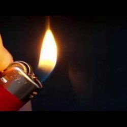زوج يشعل النيران في جسده بشرق النيل
