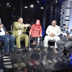 في برنامج (حوار المستقبل) علي الشاشة الزرقاء.. مطالبة الاعلام السوداني  بتغليب المصالح الوطنية علي الانتماءات الضيقة