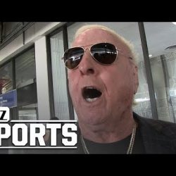 ريك فلير يرفع مستوى إغاظته للمسؤولين في WWE وشركة Nike