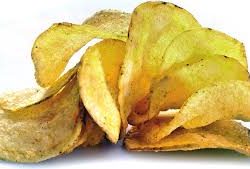 القبض على اجانب يصنعون شبس من البطاطس الفاسدة