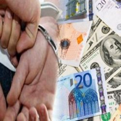 القبض، على اجنبيان  اثناء تزييف العملات الاجنبية بالمنطقة الصناعية بحري 