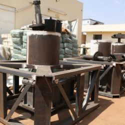 الجمارك تضبط زئبق مهرب داخل حوش جنوبي الخرطوم 