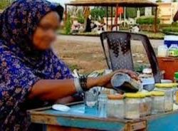 نجاة بائعة شاي من محاولة اغتيال